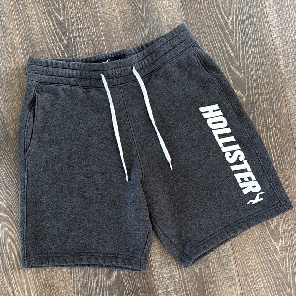 Hollister Men's Gray Shorts
